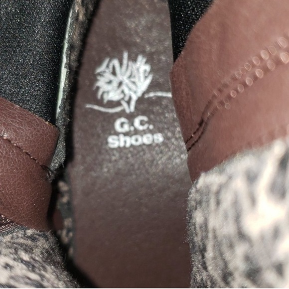 Womens GC Boots Brown Faux Suede
Full Zip With Tassel - Picture 7 of 10